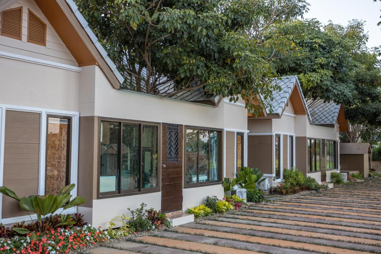 Mana-An Lake Hill Resort Villa Chiang Mai Exteriör bild